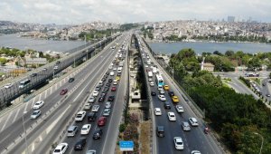Haliç Köprüsü'nde trafik yoğunluğu