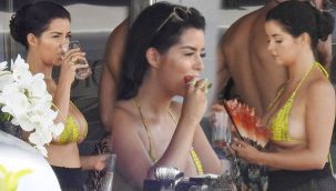 Demi Rose'un yatta kahvaltı keyfi