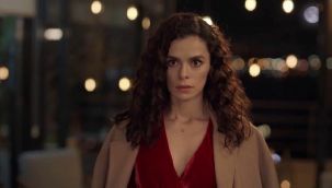 Özge Özpirinçci'nin sevişme sahnesi olay oldu!
